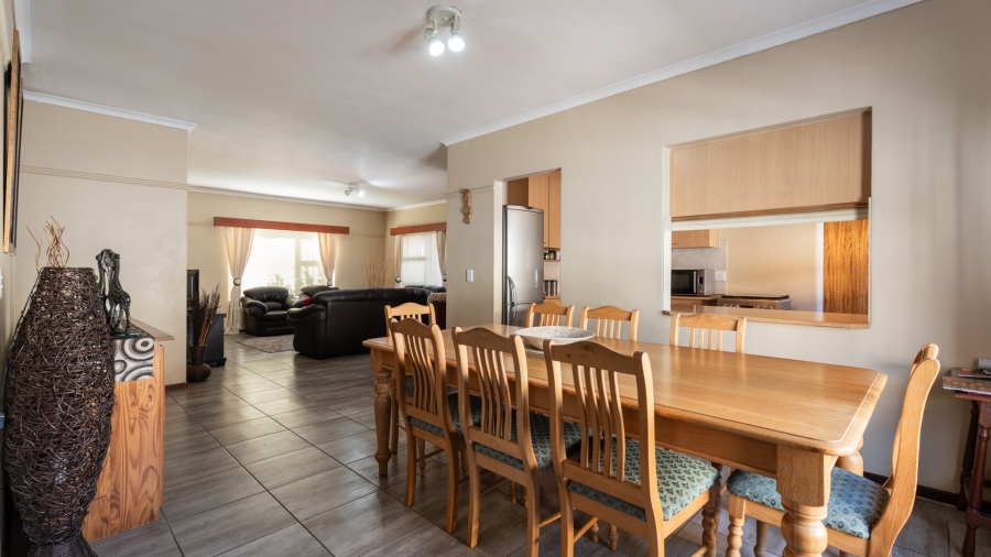 3 Bedroom Property for Sale in Twin Palms Western Cape